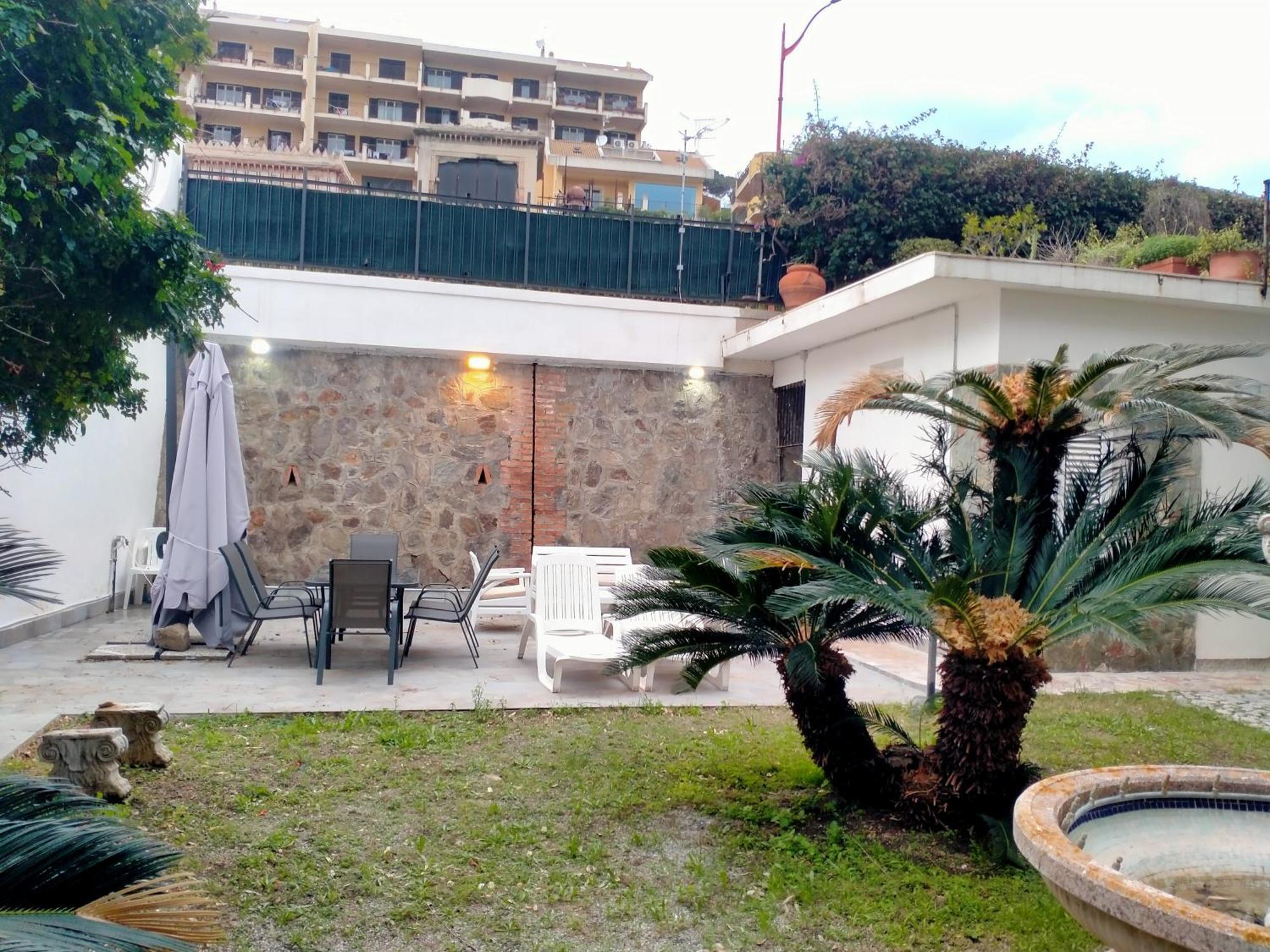 Villa Sullo Stretto Sant'Agata  エクステリア 写真